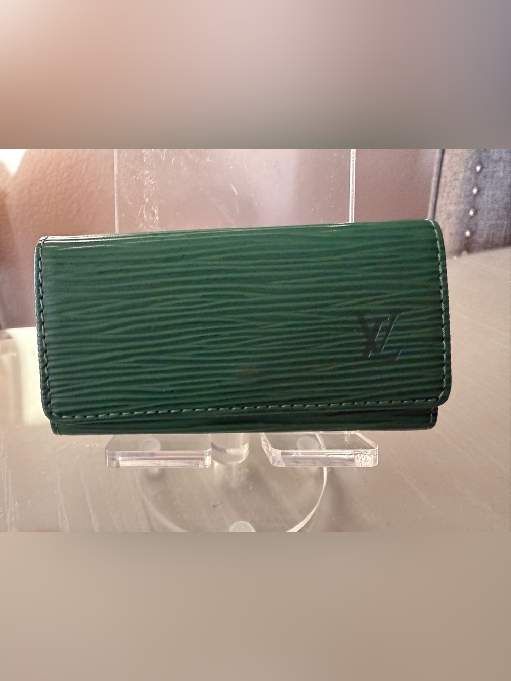Louis Vuitton Vintage Green Epi Leather 4-Key Holder
